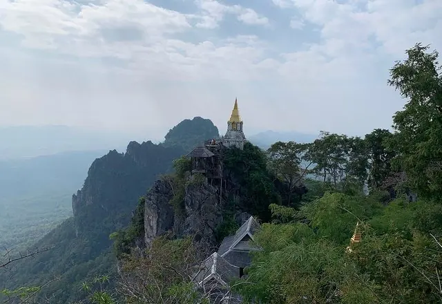 Wat Chalermphrakiat Phrachomklao, northern Thailand